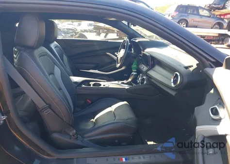 2018 Chevrolet Camaro 2Lt из США, поврежденный, VIN 1G1FD1RS1J0133384